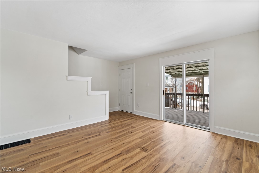 378 Cross Street Akron OH 44311
