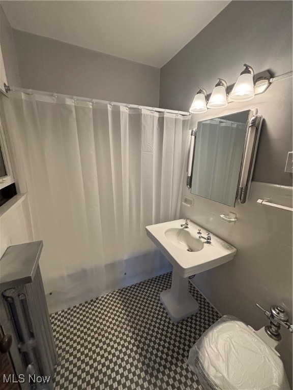 9907 Lake Avenue Cleveland OH 44102