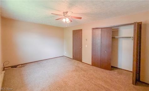 217 Edwin Street NW Hartville OH 44632