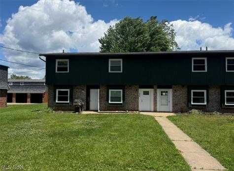 217 Edwin Street NW Hartville OH 44632
