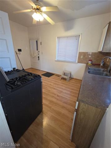 3803 E 50th Street Cleveland OH 44105