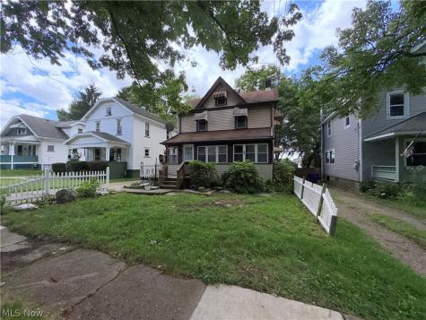 2176 Stone Street Cuyahoga Falls OH 44221