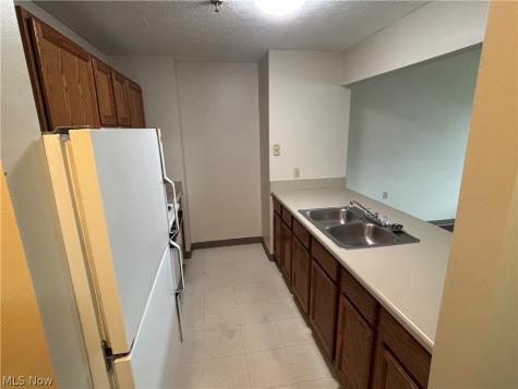 59 Lincoln Way E Massillon OH 44646