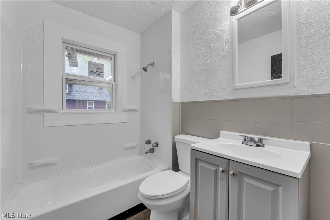 1144 E 145th Street Cleveland OH 44110