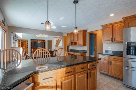 11002 Trenton Road NW Uniontown OH 44685