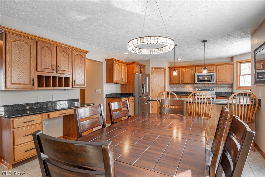 11002 Trenton Road NW Uniontown OH 44685