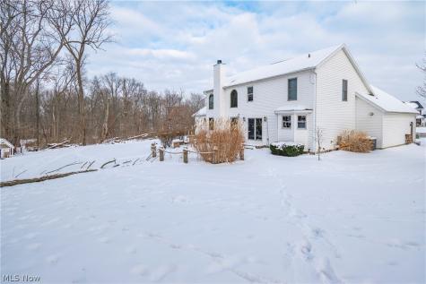 11002 Trenton Road NW Uniontown OH 44685