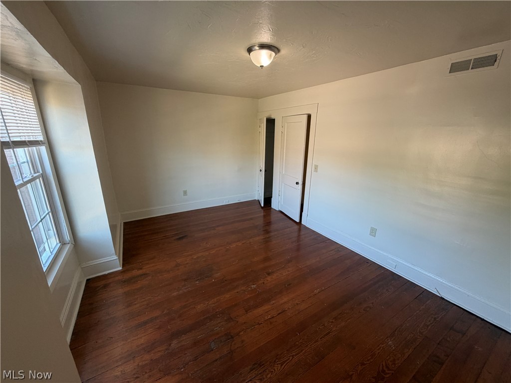 15416 Waterloo Road Cleveland OH 44110