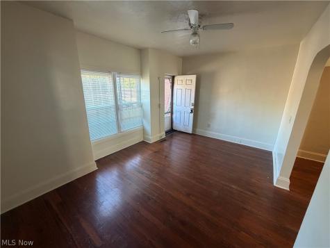 15416 Waterloo Road Cleveland OH 44110