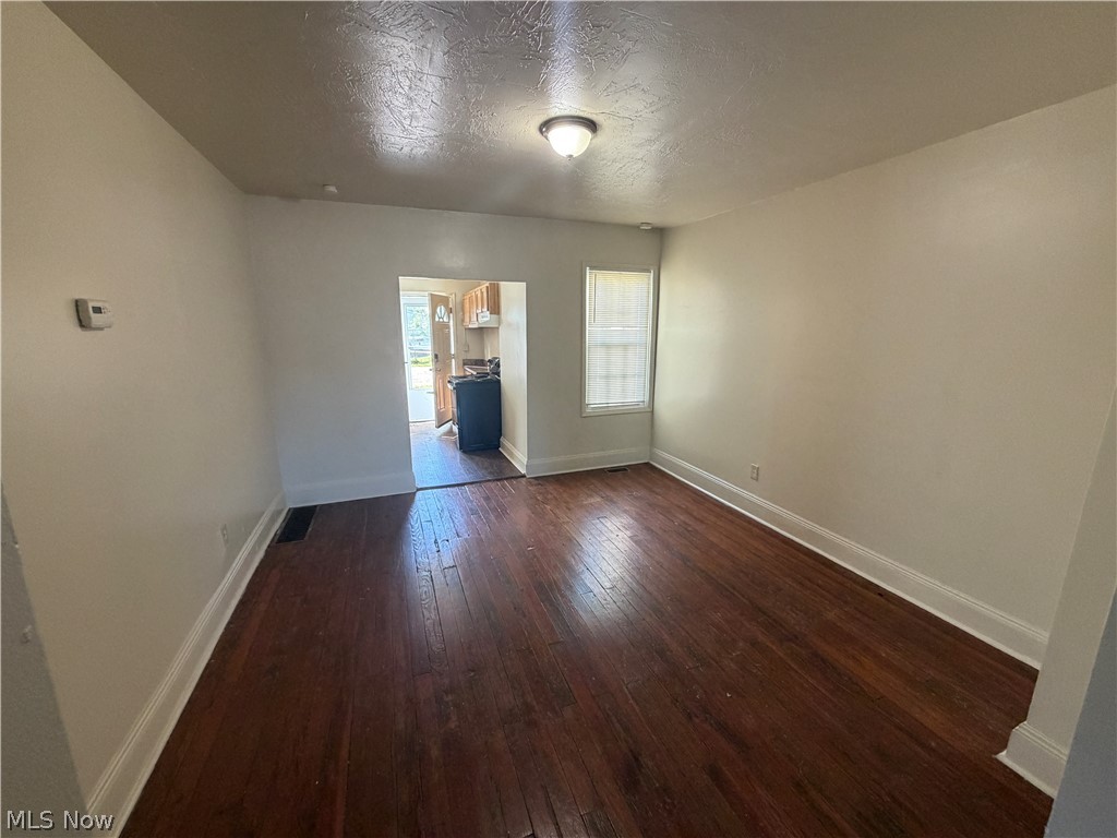 15416 Waterloo Road Cleveland OH 44110