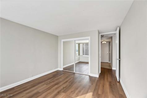 12700 Lake Avenue Lakewood OH 44107