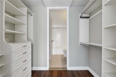 12700 Lake Avenue Lakewood OH 44107