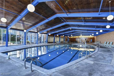 12700 Lake Avenue Lakewood OH 44107