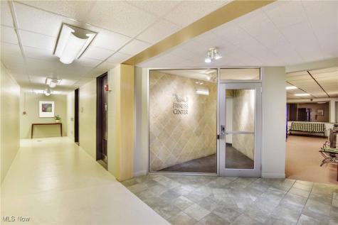 12700 Lake Avenue Lakewood OH 44107