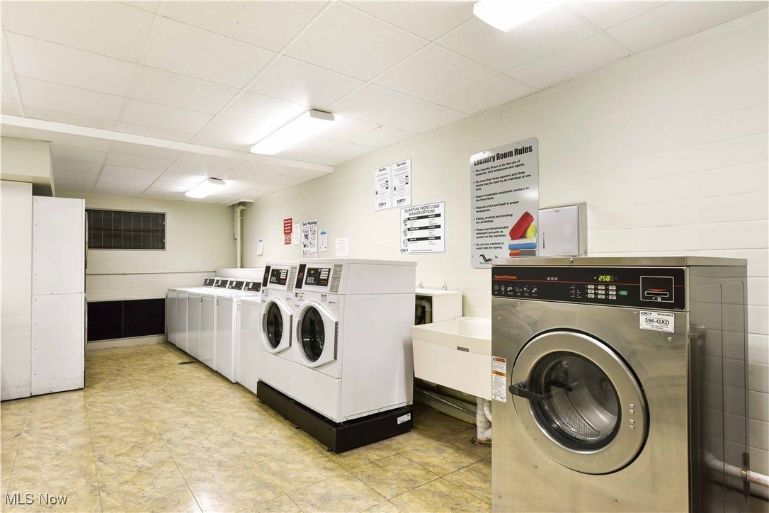 12700 Lake Avenue Lakewood OH 44107