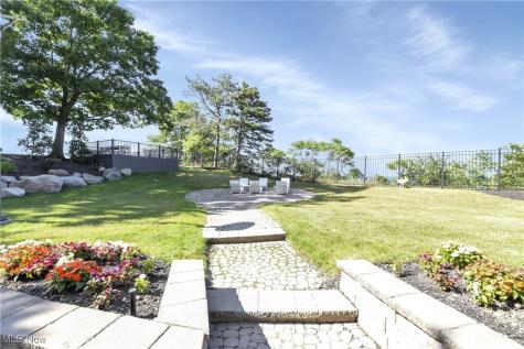 12700 Lake Avenue Lakewood OH 44107