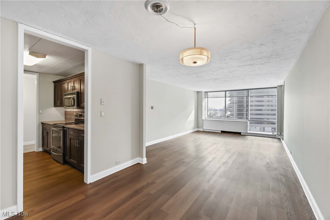 12700 Lake Avenue Lakewood OH 44107