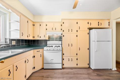 1770 Tanglewood Drive Akron OH 44313