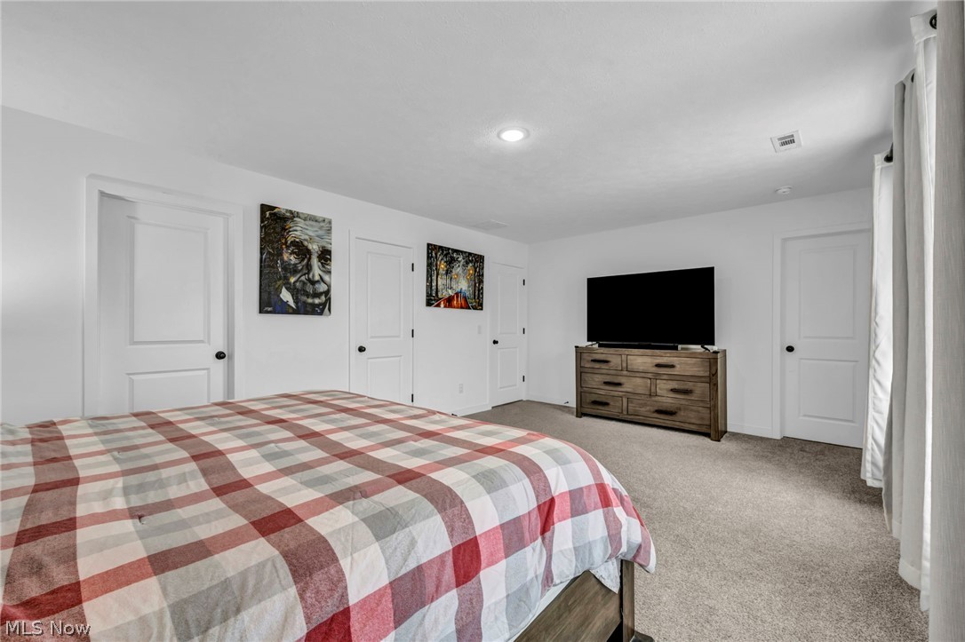 704 Maple Hollow Court Elyria OH 44035