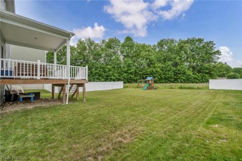704 Maple Hollow Court Elyria OH 44035