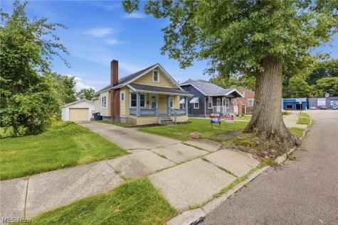 975 Corwin Avenue Akron OH 44310