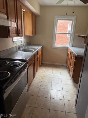 9725 S Highland Avenue Garfield Heights OH 44125