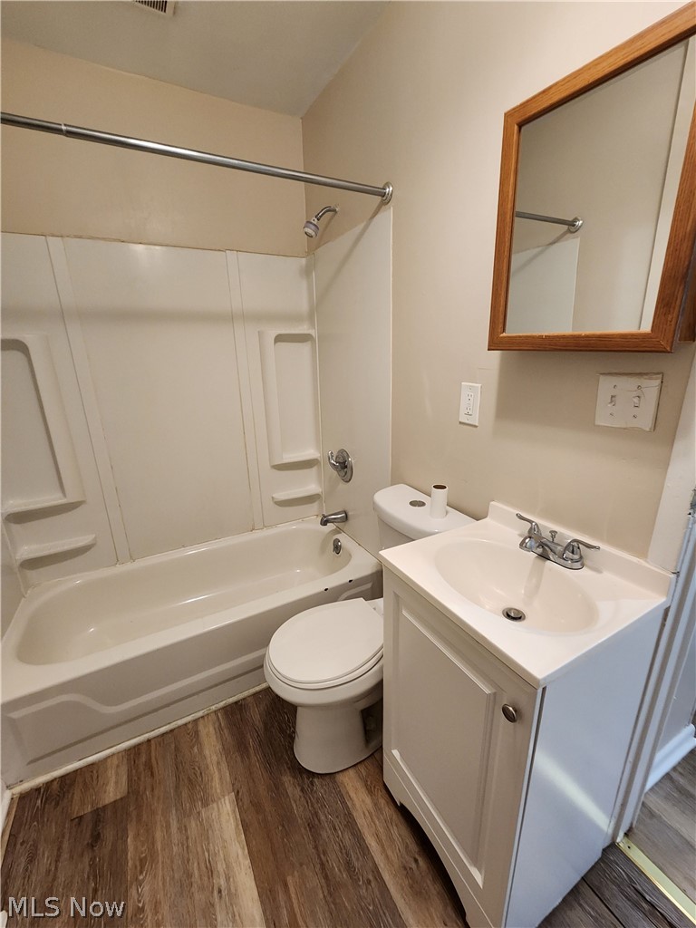 224 Gates Avenue Elyria OH 44035