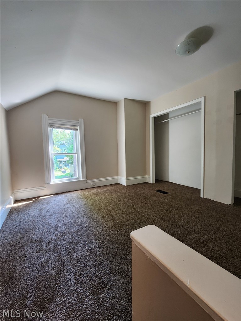 224 Gates Avenue Elyria OH 44035
