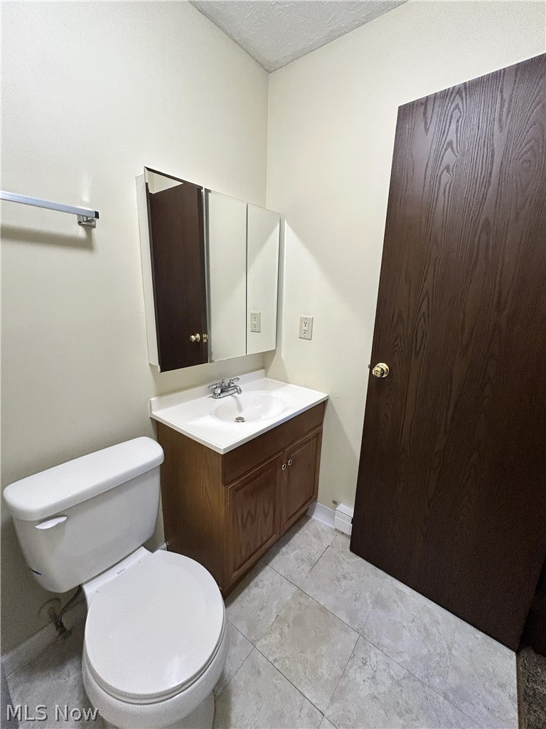 200 Fernwood Road Wintersville OH 43953