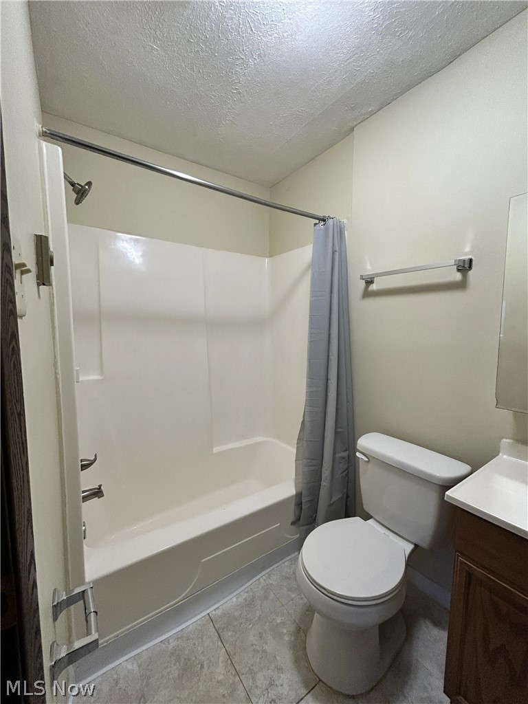 200 Fernwood Road Wintersville OH 43953