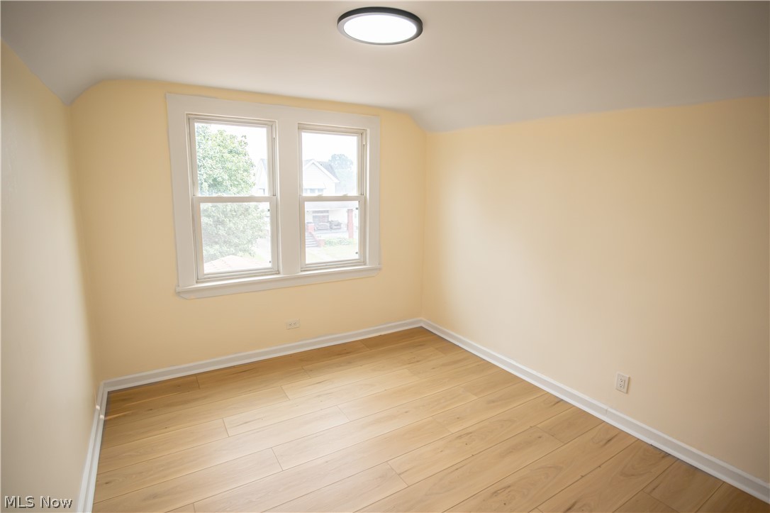 9105 Bancroft Avenue Cleveland OH 44105
