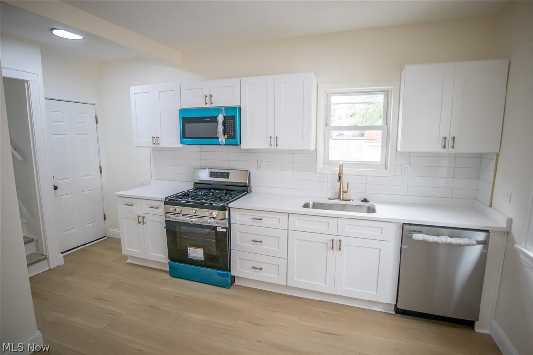 9105 Bancroft Avenue Cleveland OH 44105