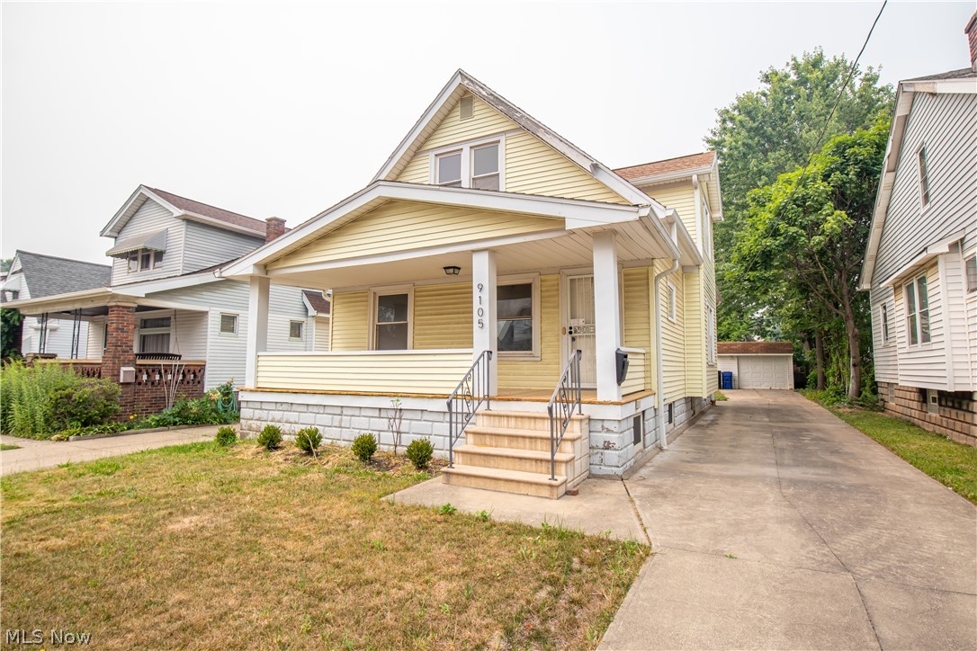 9105 Bancroft Avenue Cleveland OH 44105