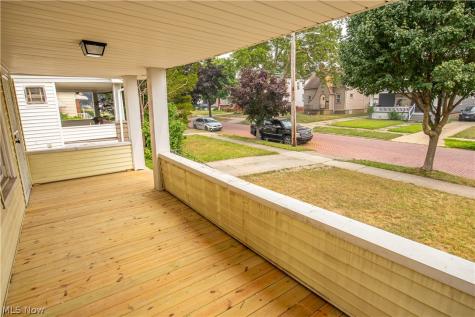 9105 Bancroft Avenue Cleveland OH 44105