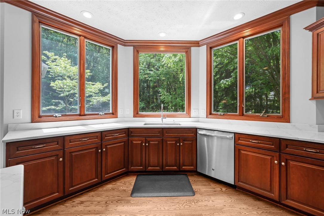 7442 Worlington Drive Solon OH 44139
