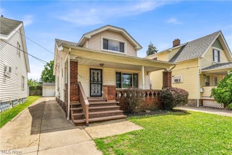 6800 Kazimier Avenue Cleveland OH 44105