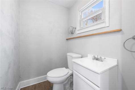 3499 Blanche Avenue Cleveland Heights OH 44118