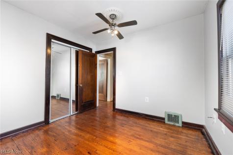 3499 Blanche Avenue Cleveland Heights OH 44118