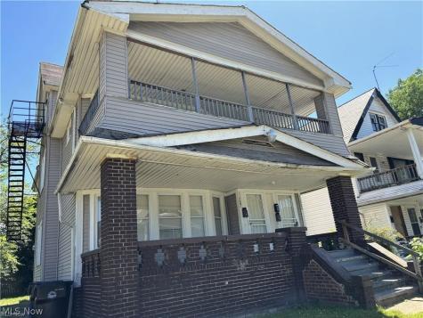 11202 Earle Avenue Cleveland OH 44108