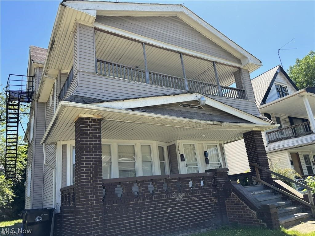11202 Earle Avenue Cleveland OH 44108