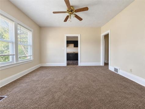 11202 Earle Avenue Cleveland OH 44108