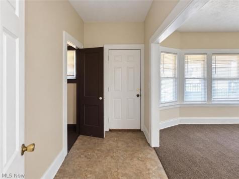 11202 Earle Avenue Cleveland OH 44108