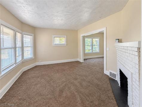 11202 Earle Avenue Cleveland OH 44108