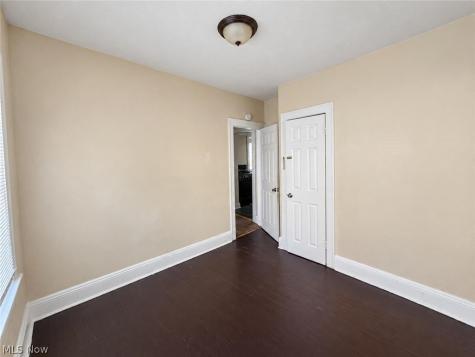 11202 Earle Avenue Cleveland OH 44108
