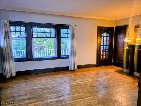 17515 Libby Road Maple Heights OH 44137