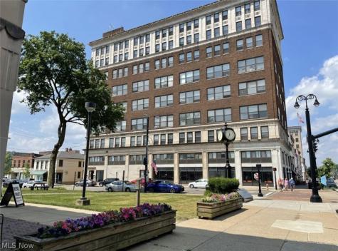 59 Lincoln Way E Massillon OH 44646