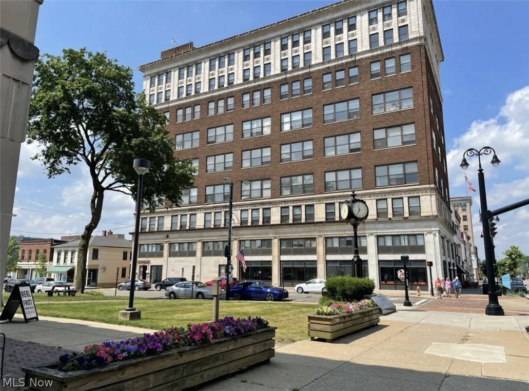 59 Lincoln Way E Massillon OH 44646