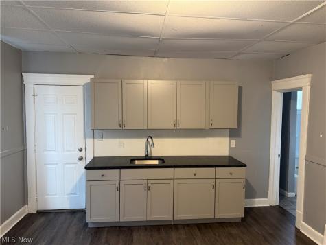 3694 E 57th Street Cleveland OH 44105