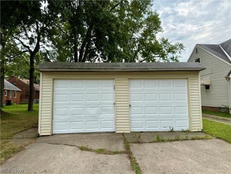 4162 W 140th Street Cleveland OH 44135
