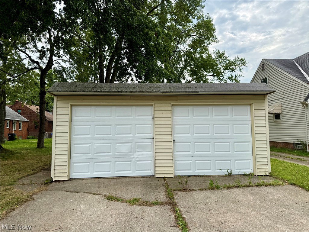 4162 W 140th Street Cleveland OH 44135